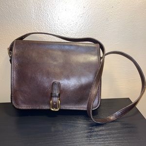Vintage Coach brown leather crossbody shoulder bag brass hardware